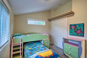 House (4 Bedrooms) | Interior - Scenic & Spacious Getaway on North Bay w/ Deck! (Allyn)