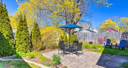 Mystic Refuge w/ Patio < 1 Mi to Downtown!