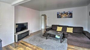Rumah (2 Bedrooms) | Area keluarga