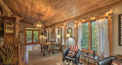 Kentucky Lake Views: Cozy Cabin in Waverly!