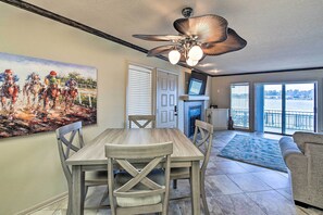 Apartamento (2 Bedrooms) | Parte interna