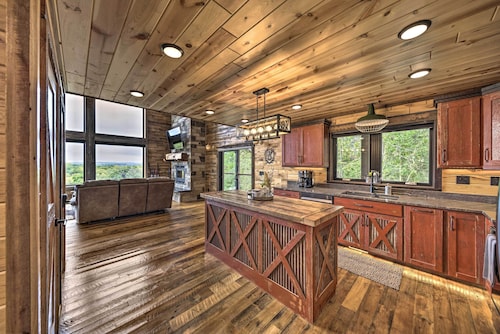 Galena Cabin w/ Wraparound Porch & Game Room!