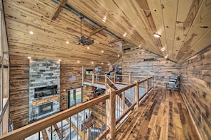 House (3 Bedrooms) | Interior - Galena Cabin w/ Wraparound Porch & Game Room! (Galena)