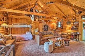 House (1 Bedroom) | Interior