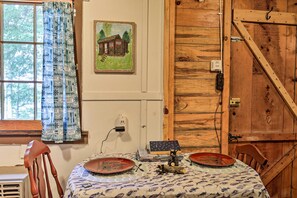 المنشأة من الداخل