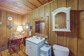 Cottage (3 Bedrooms) | Interior