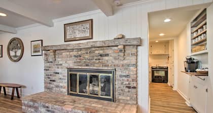 Cozy Rochester Retreat ~ 3 Mi to Mayo Clinic!