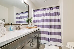 Rumah (4 Bedrooms) | Interior