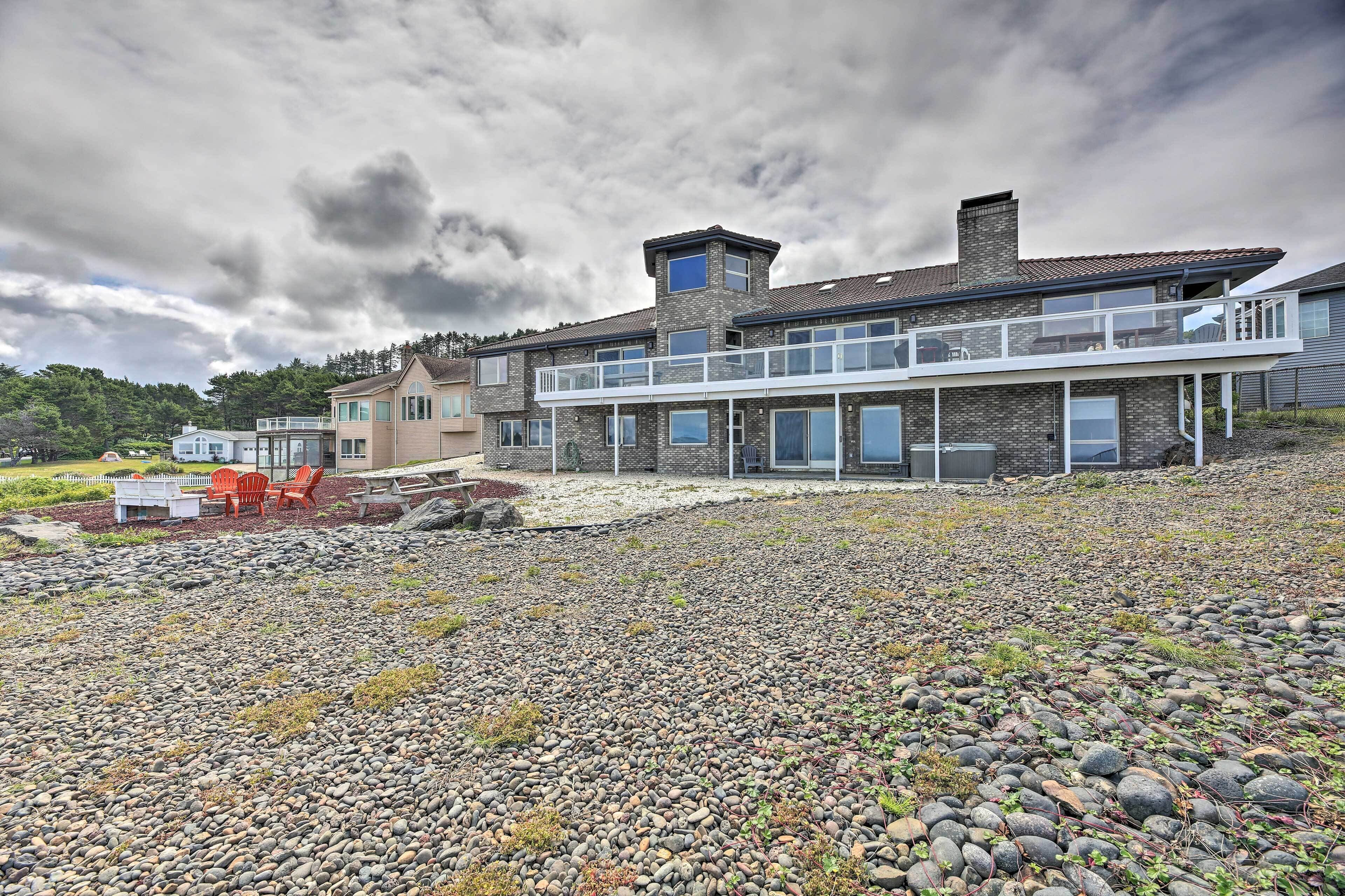 House (Multiple Bedrooms) | Interior