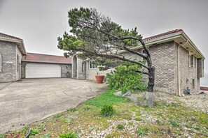 House (Multiple Bedrooms) | Interior