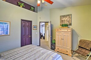 Interior - Charming Anthem Home w/ Fire Pit, 1 Mi to Park! (Phoenix)