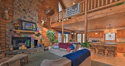 Family-friendly Gresham Getaway w/ Game Room!