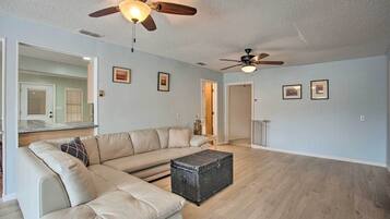Rumah (4 Bedrooms) | Interior