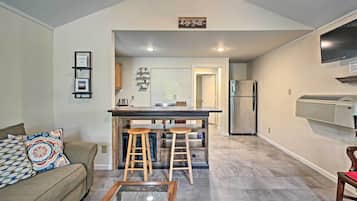 Cottage (1 Bedroom) | Interior