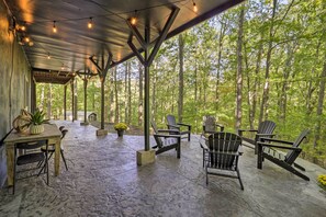 House (3 Bedrooms) | Interior - Peaceful Boone Cabin w/ Deck & Forest Views! (Boone)
