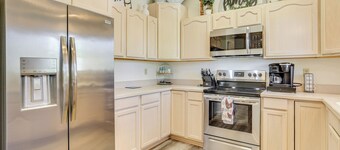 Hike, Sled & Snowshoe! Family Retreat in Payson