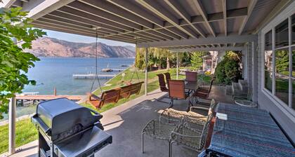 Waterfront Manson Cabin on Lake Chelan w/ Deck!