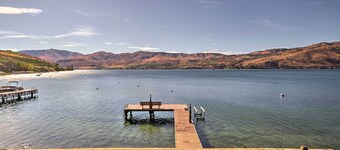 Waterfront Manson Cabin on Lake Chelan w/ Deck!