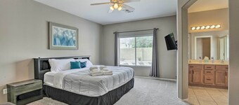 Putting Green + Game Room: Goodyear Oasis