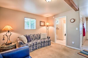 Cottage (2 Bedrooms) | Interior