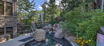 Ski-in/ski-out Studio in Aspen Snowmass Ski Resort