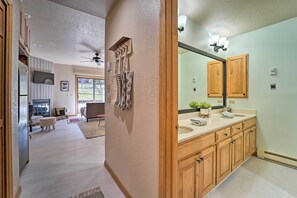 Interior - San Juan Mountains Gem, 2 Mi to Purgatory Resort! (Durango)