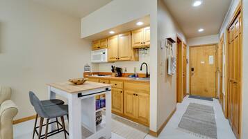 Apartemen (0 Bedroom) | Interior