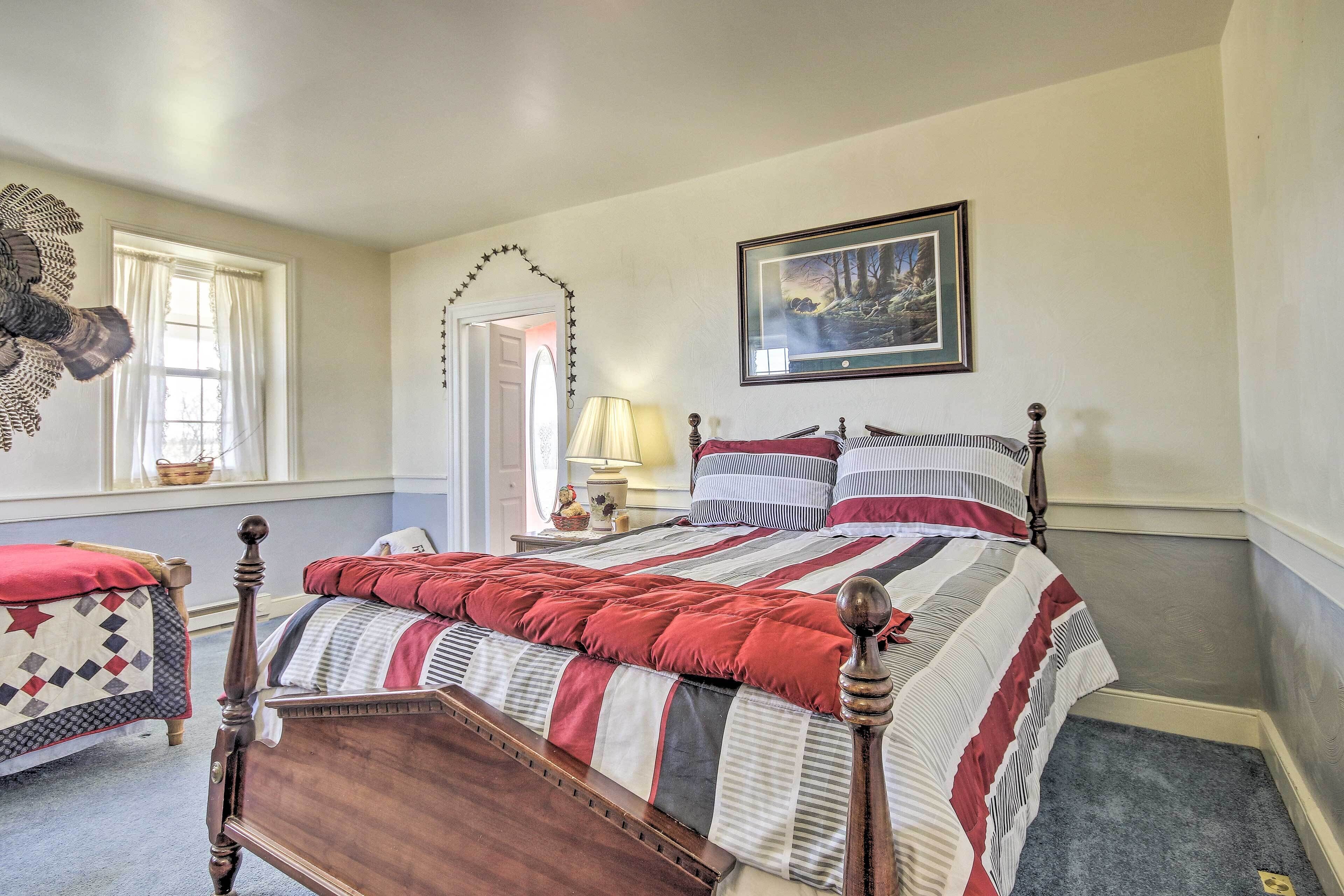 House (5 Bedrooms) | Interior