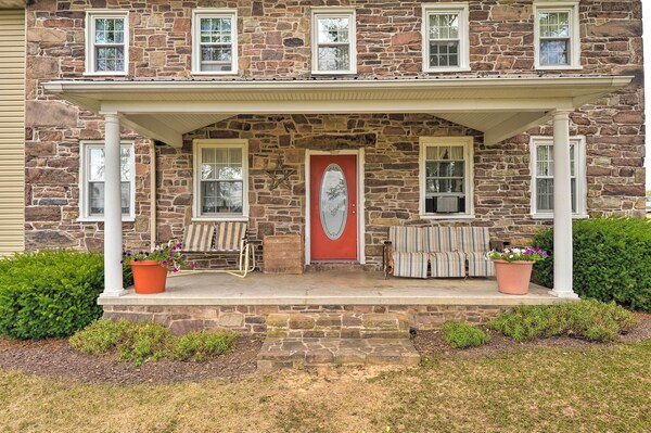 Farmhouse On River, 12 Miles To Liberty Mountain - Emmitsburg, MD
