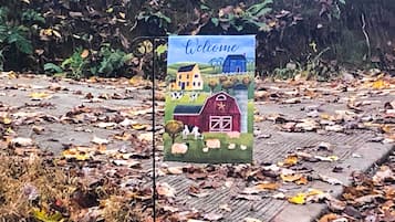 Apartment (0 Bedroom) | Interior