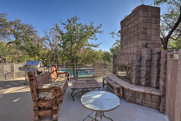Apartment (2 Bedrooms) | Interior - Serene Desert Escape w/ Porch & Resort-style Perks (Tucson)