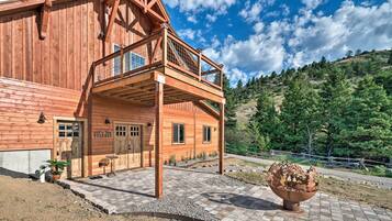 Apartemen (3 Bedrooms) | Bagian depan properti