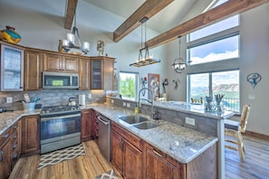 House (4 Bedrooms) | Interior - Hot Tub & Mtn View: Cripple Creek Retreat! (Cripple Creek)