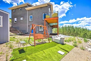 Interior - Hot Tub & Mtn View! Cripple Creek Retreat (Cripple Creek)