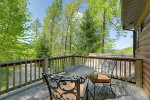 House (2 Bedrooms) | Interior - Book Now for Polar Express: Bryson City Cabin (Bryson City)