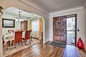 House (3 Bedrooms) | Interior - Hot Tub & Views: Spacious Getaway on Rogue River (Grants Pass)