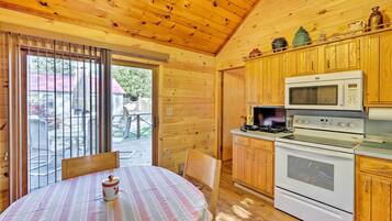 Cottage (2 Bedrooms) | Interior