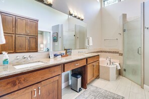Talo (3 Bedrooms) | Sisätilat