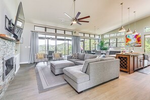 House (3 Bedrooms) | Interior - Lake Travis House w/ Private Dock, Pool & Hot Tub! (Leander)