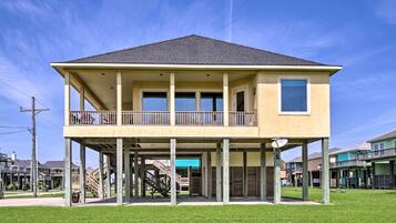 House (3 Bedrooms) | Front of property