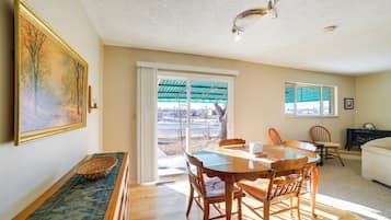 House (3 Bedrooms) | Front of property