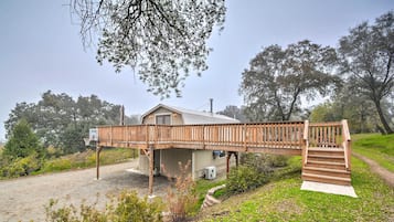 House (2 Bedrooms) | Exterior