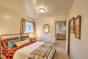 Interior - Family Home Near Kings & Sequoia National Parks! (Yokuts Valley)