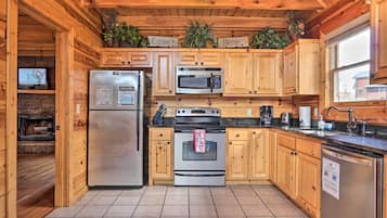 House (1 Bedroom) | Interior