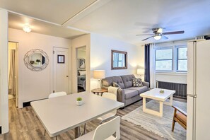 Apartment (1 Bedroom) | Interior