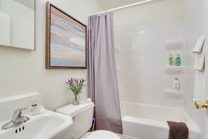 Apartment (1 Bedroom) | Interior