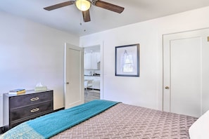 Apartment (1 Bedroom) | Interior