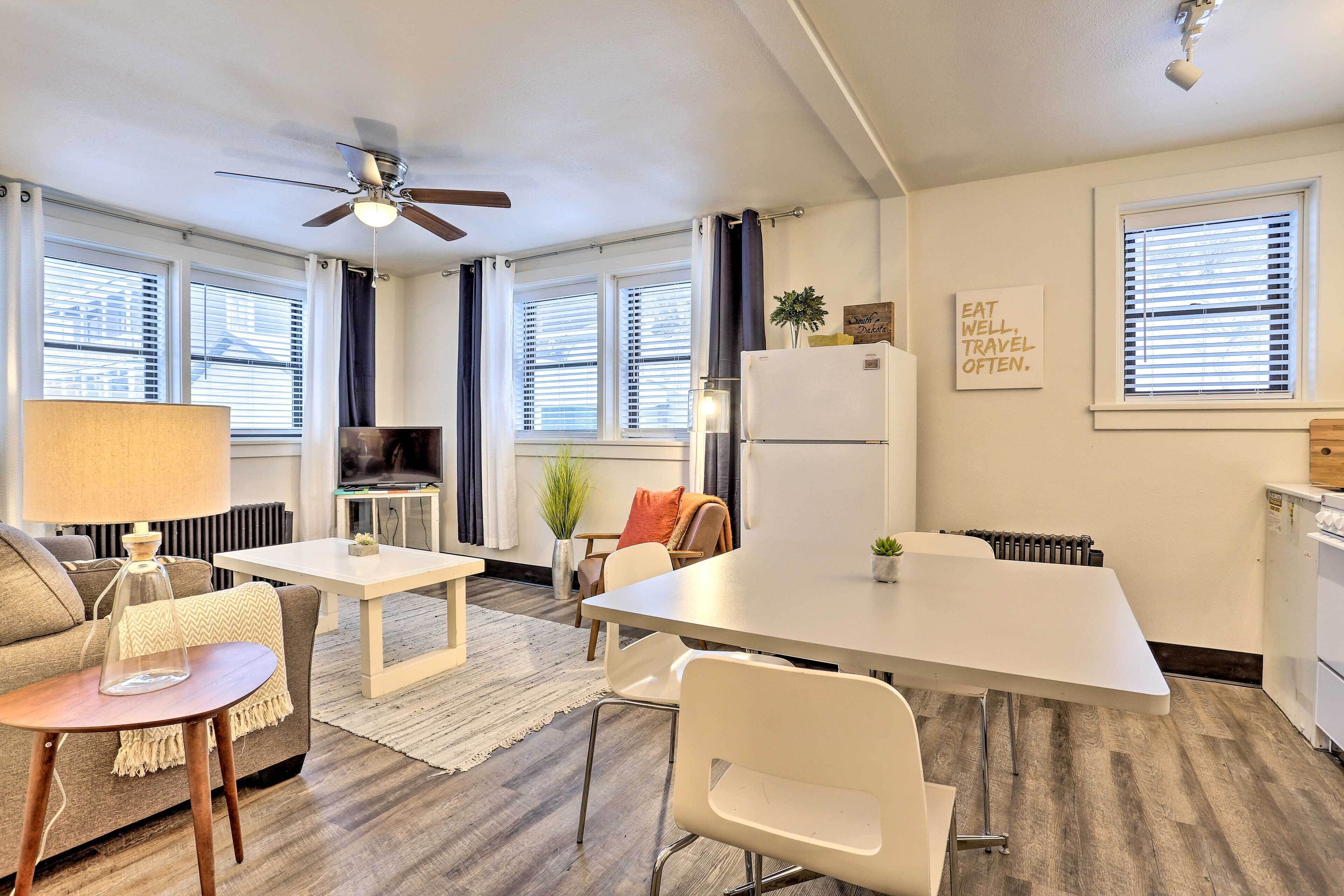 Apartment (1 Bedroom) | Interior