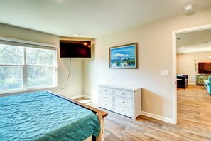 House (3 Bedrooms) | Interior - Foley Vacation Rental: 7 Mi to Gulf Shores Beaches (Foley)