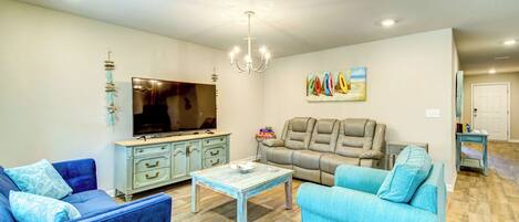 House (3 Bedrooms) | Front of property